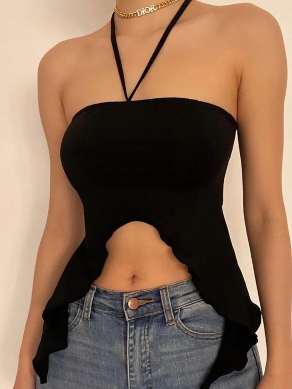 IAMGIA Carmon - Black Halter Crop Top